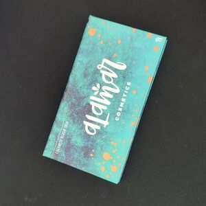 NWOT Alamar Cosmetics Blush Trio